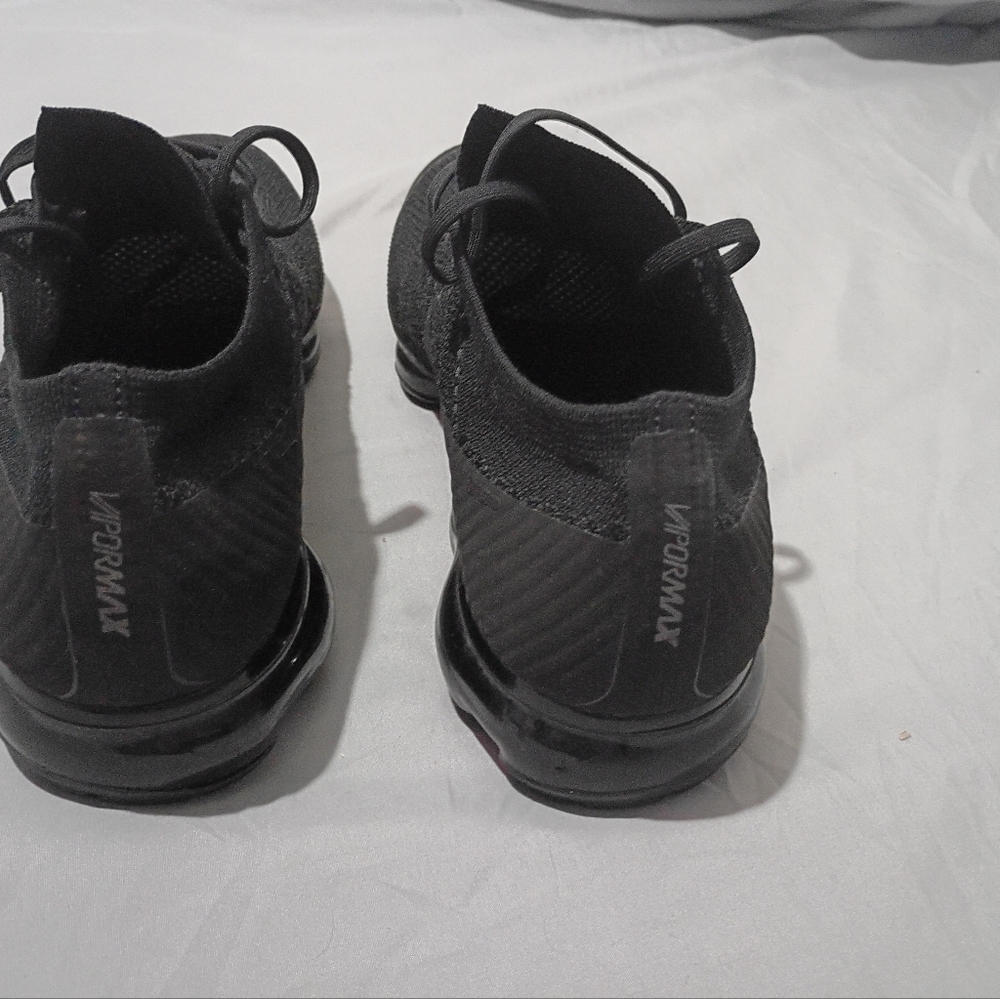 Nike Flyknit - Picture 2 of 6